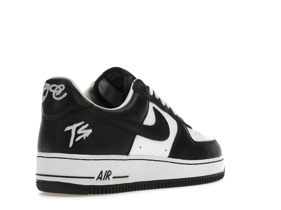 Vue 32 de Nike Air Force 1 Low QS Terror Squad Blackout