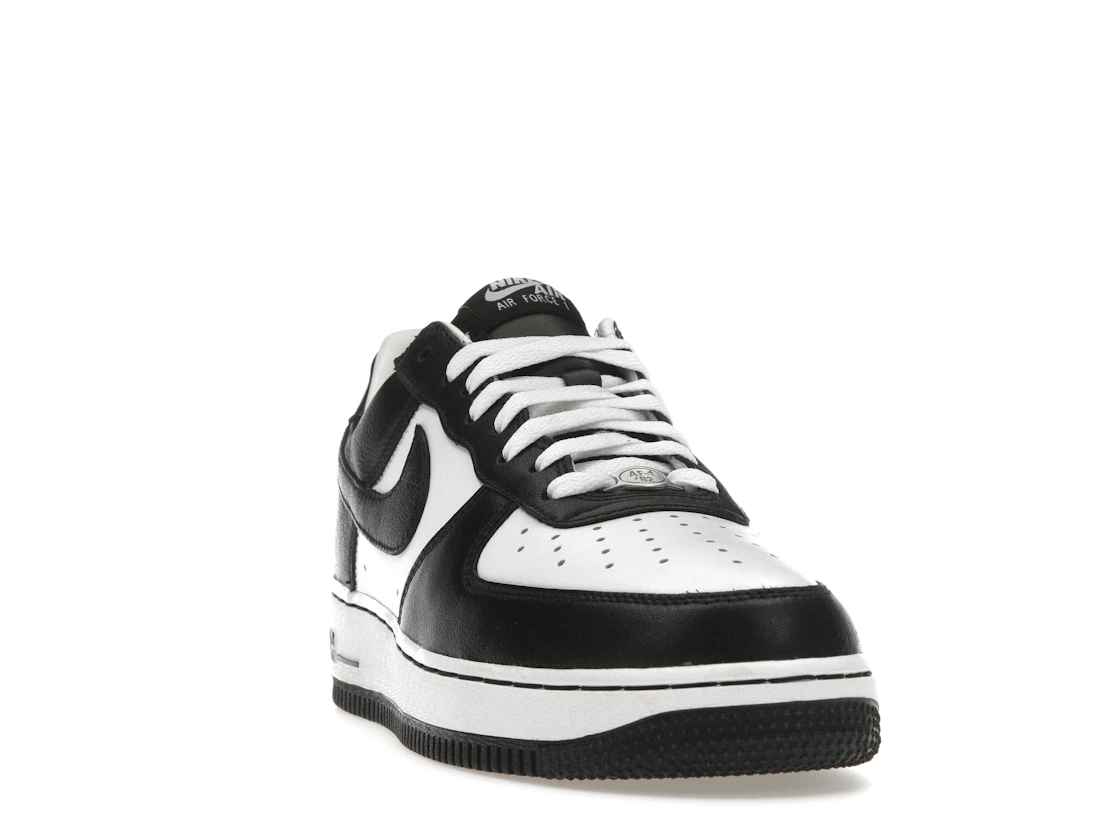 Vue 8 de Nike Air Force 1 Low QS Terror Squad Blackout