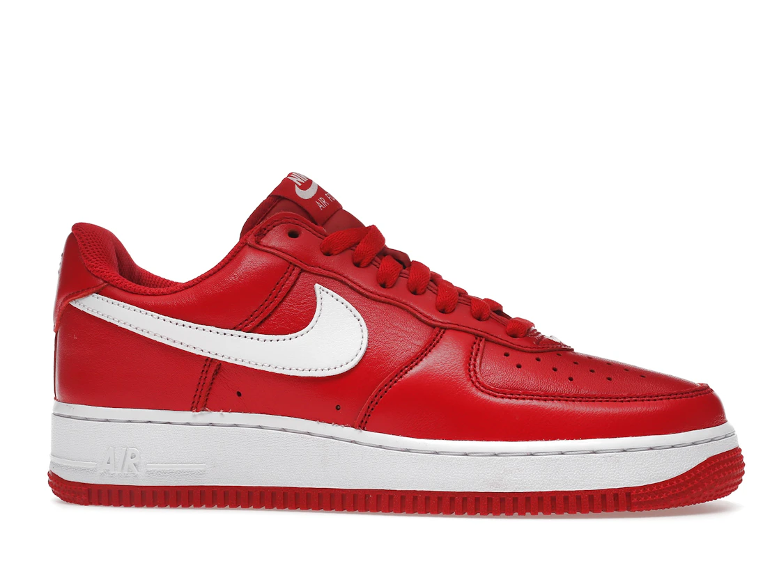 Vue 2 de Nike Air Force 1 Low Retro QS Color of the Month University Red White