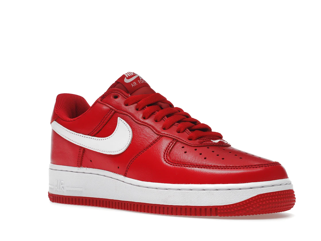 Vue 5 de Nike Air Force 1 Low Retro QS Color of the Month University Red White