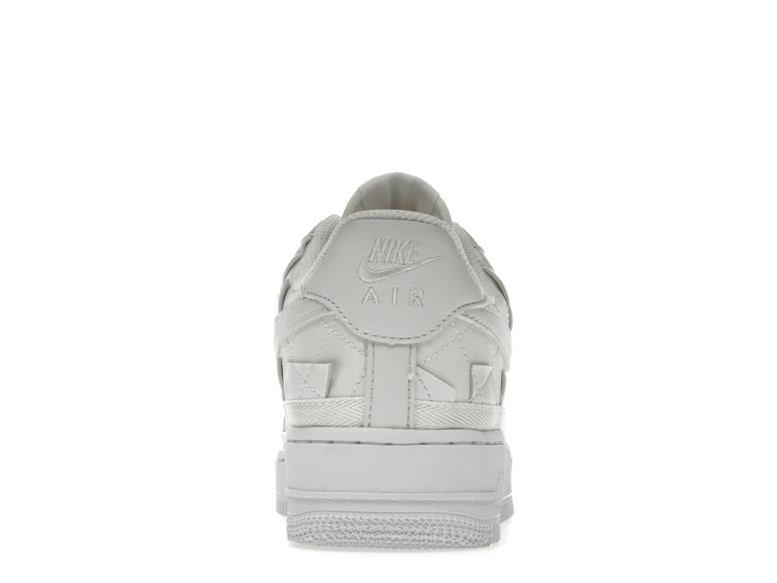 Vue 28 de Nike Air Force 1 Low SP Billie Eilish Triple White