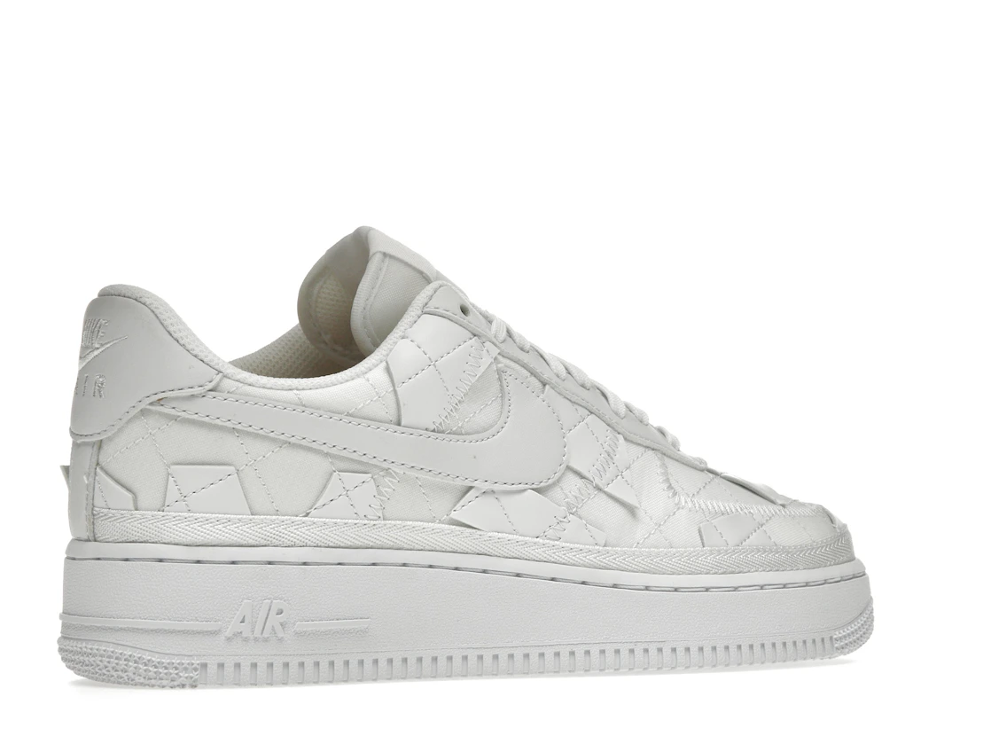 Vue 34 de Nike Air Force 1 Low SP Billie Eilish Triple White