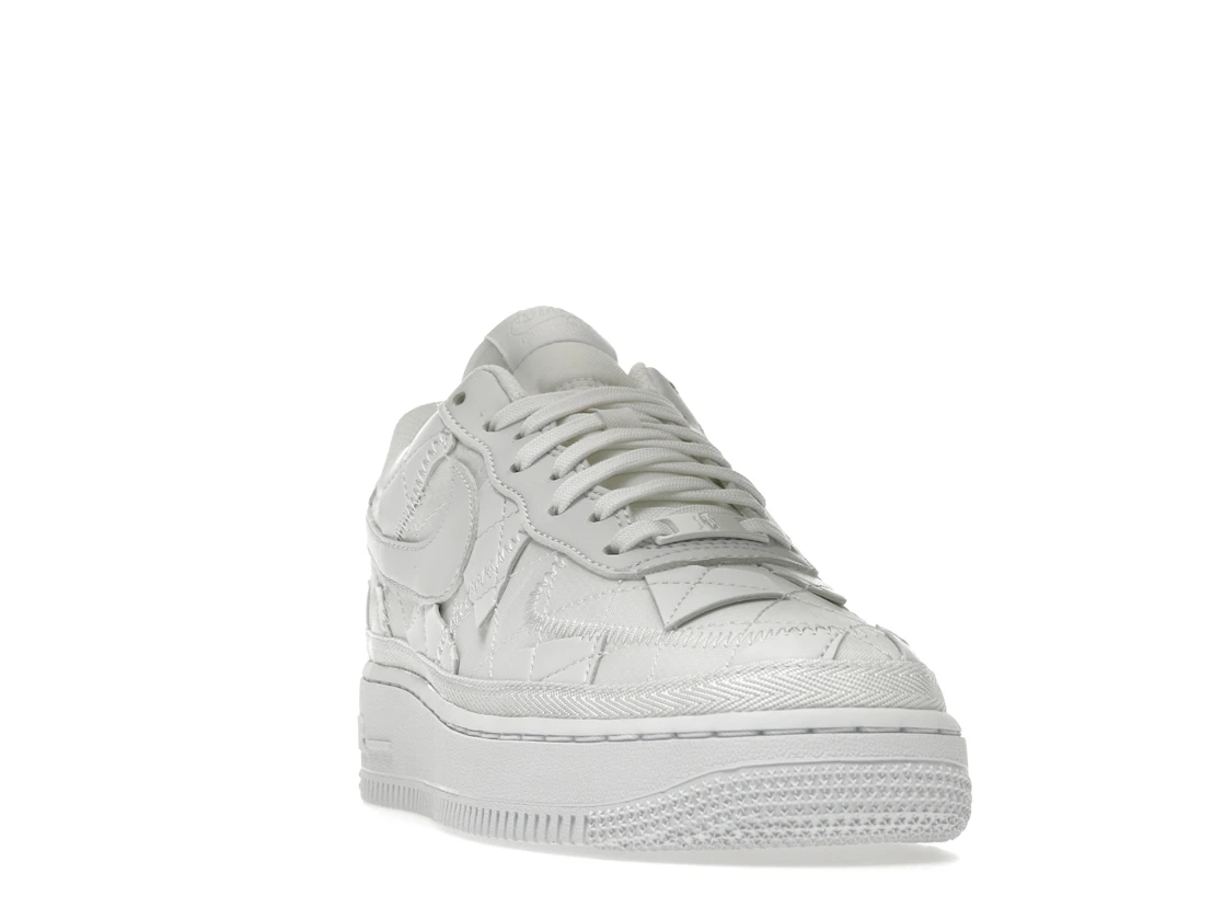Vue 8 de Nike Air Force 1 Low SP Billie Eilish Triple White