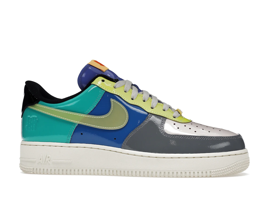Vue 2 de Nike Air Force 1 Low SP Undefeated Multi-Patent Community