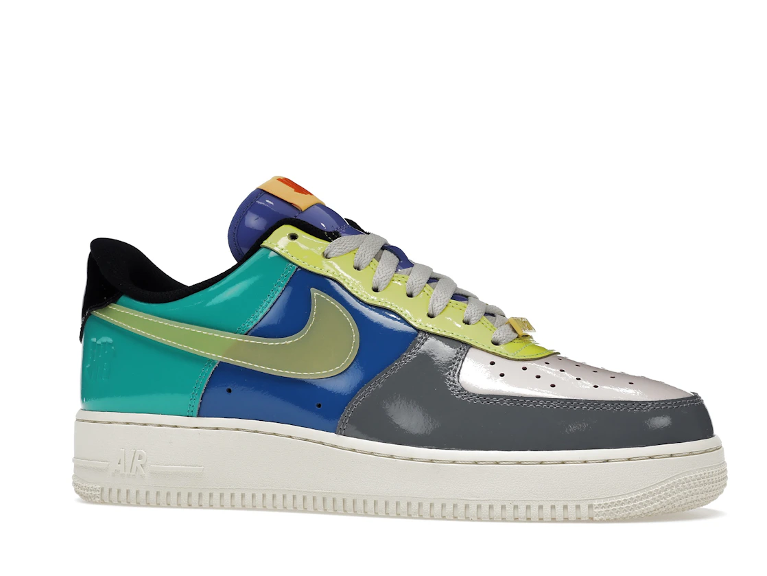 Vue 3 de Nike Air Force 1 Low SP Undefeated Multi-Patent Community