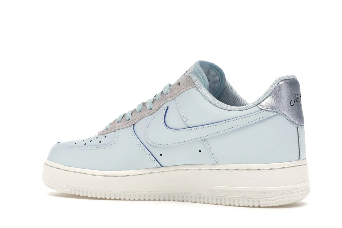 Vue 22 de Nike Air Force 1 Low Devin Booker