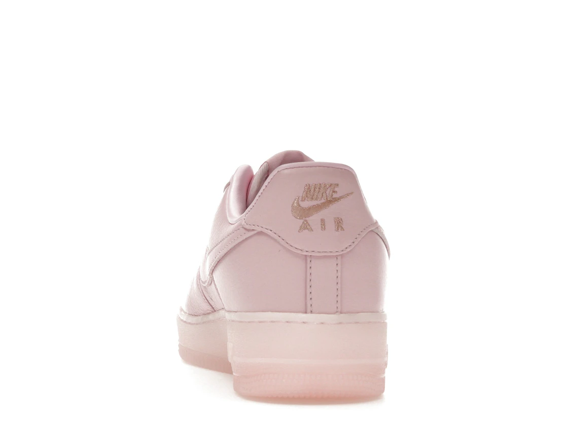 Vue 27 de Nike Air Force 1 Low Drake NOCTA Certified Lover Boy Pink Foam