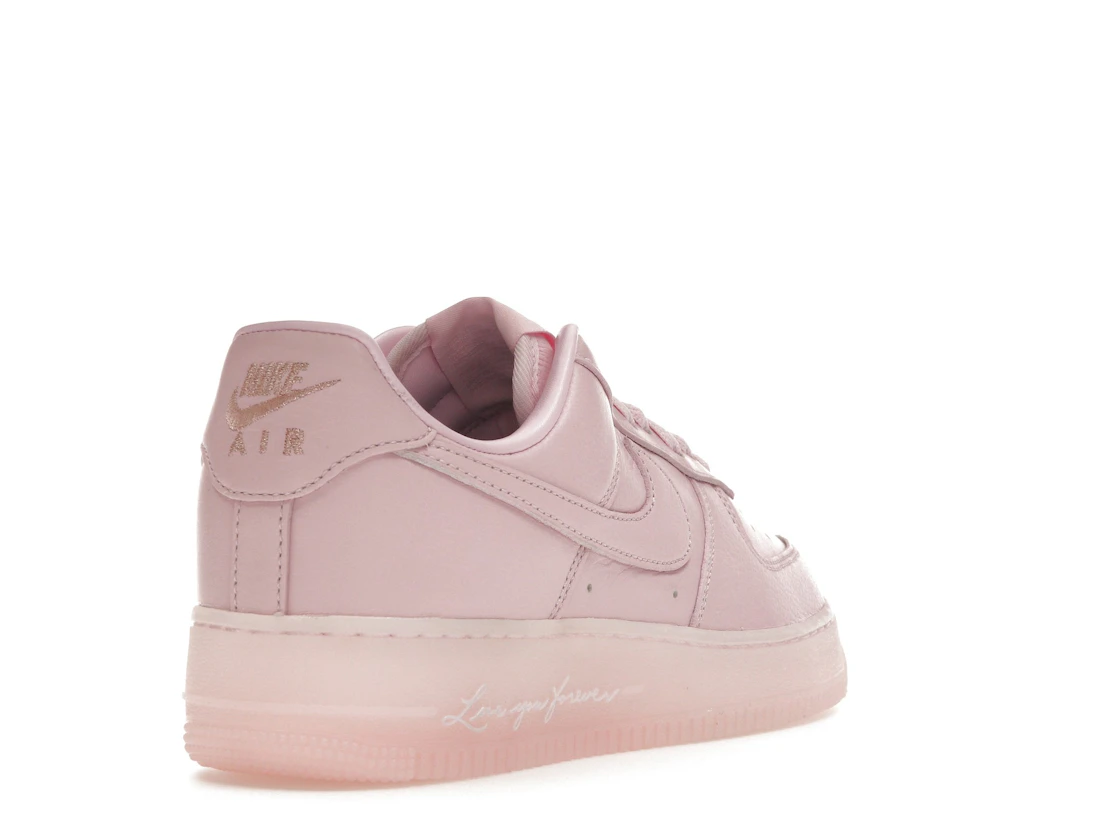 Vue 31 de Nike Air Force 1 Low Drake NOCTA Certified Lover Boy Pink Foam