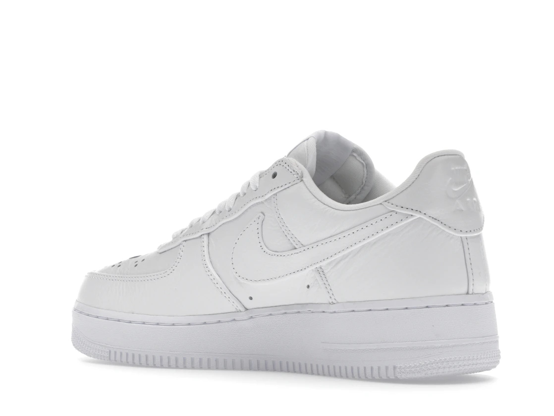 Vue 23 de Nike Air Force 1 Low Jason Voorhees