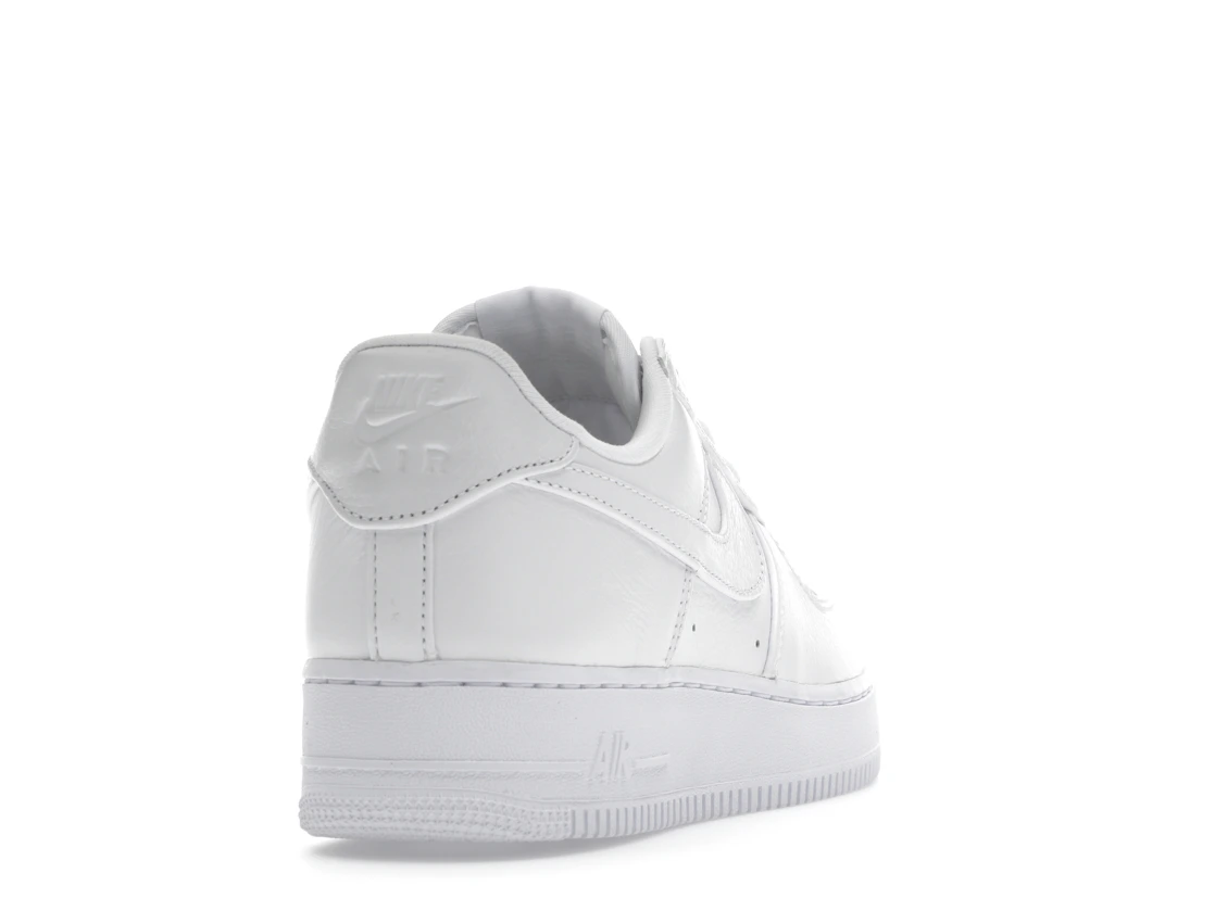 Vue 30 de Nike Air Force 1 Low Jason Voorhees