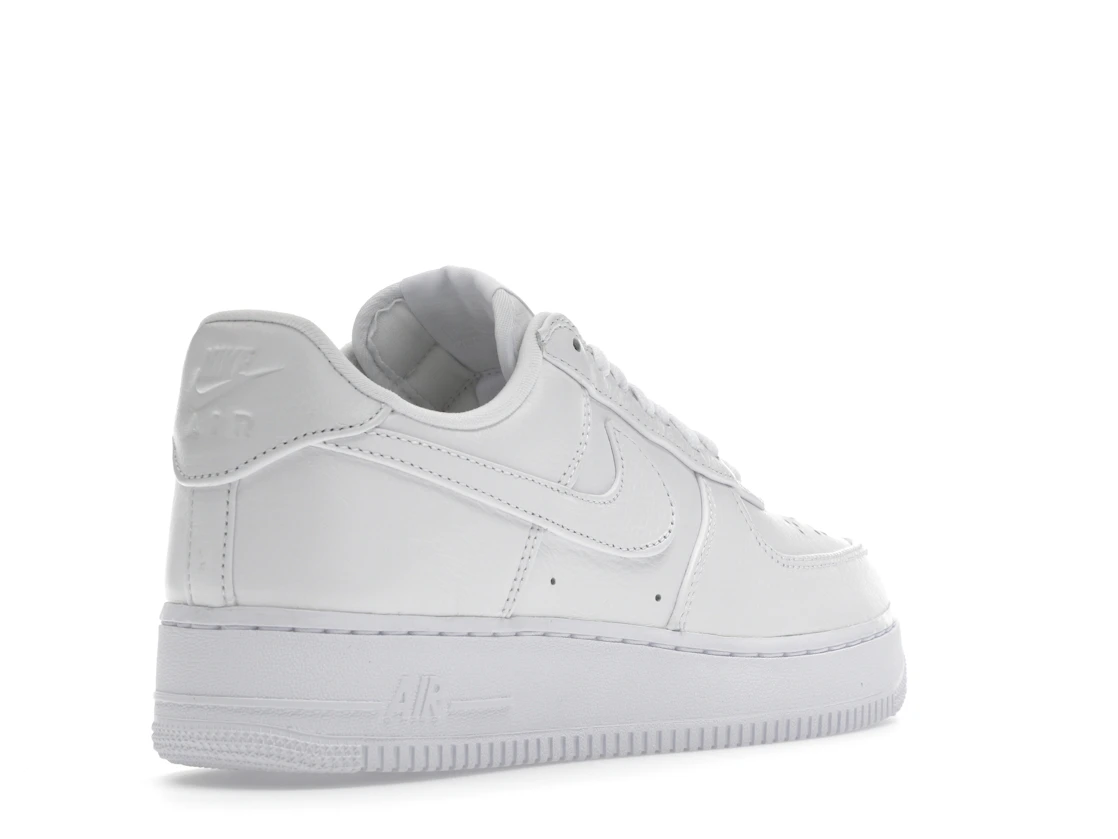 Vue 32 de Nike Air Force 1 Low Jason Voorhees