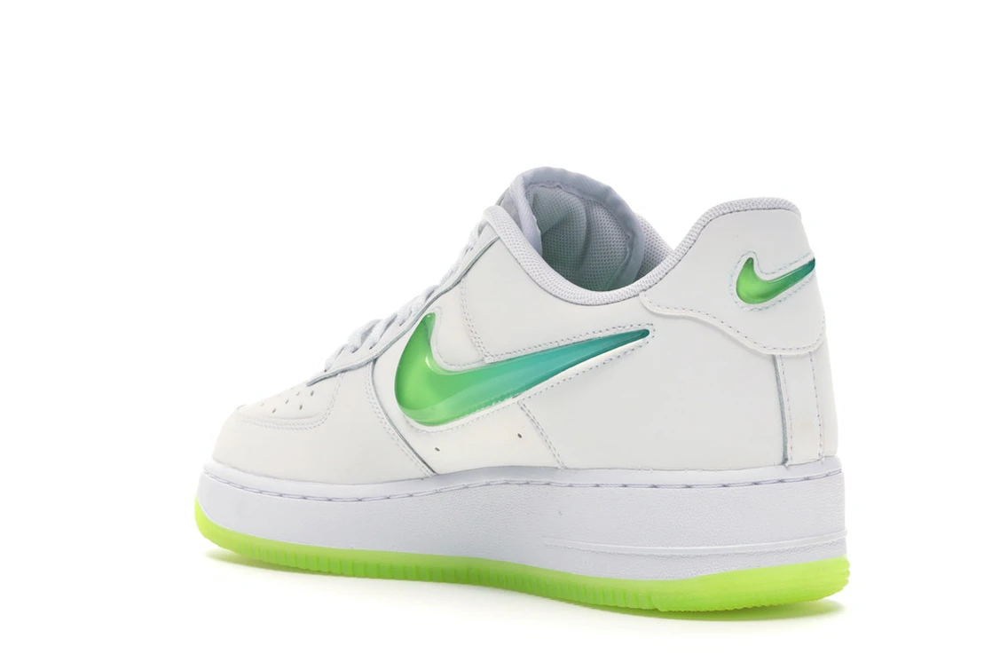 Vue 24 de Nike Air Force 1 Low Jelly Swoosh White