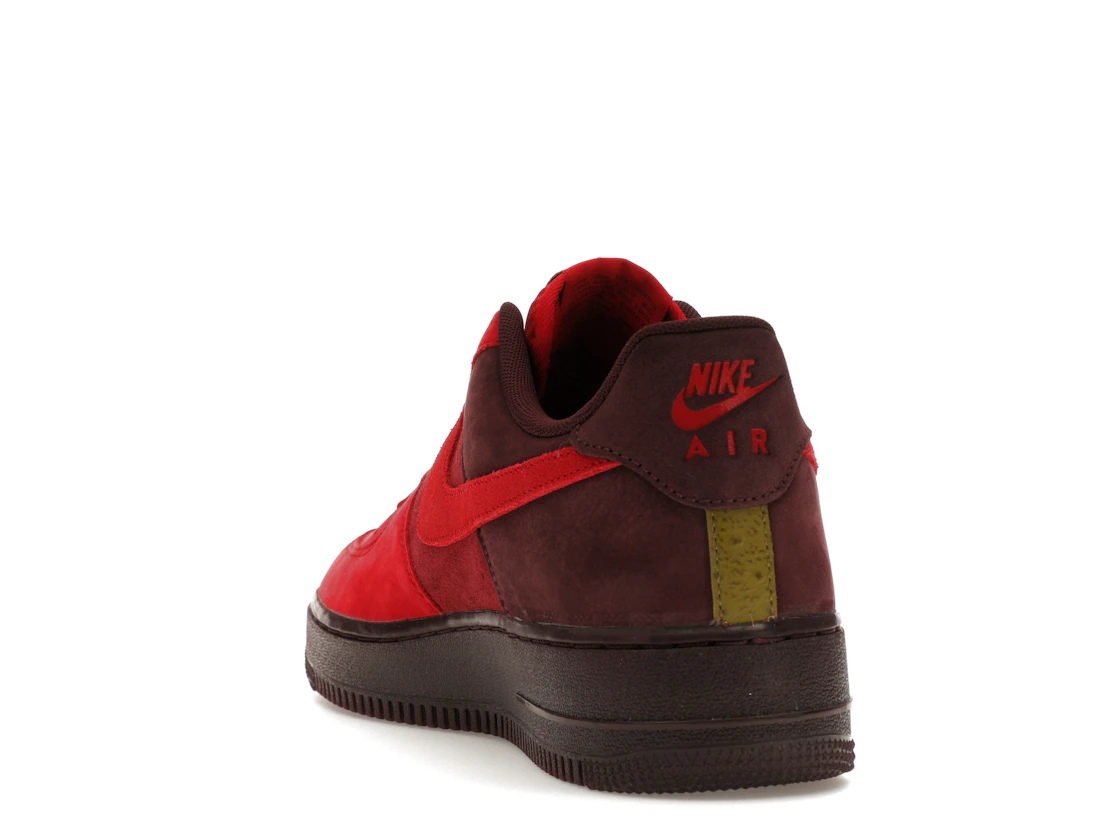 Vue 26 de Nike Air Force 1 Low Layers of Love