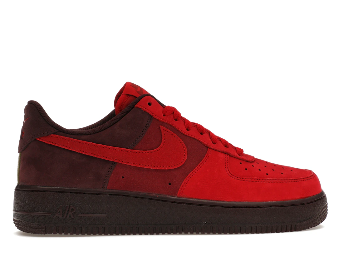 Vue 36 de Nike Air Force 1 Low Layers of Love