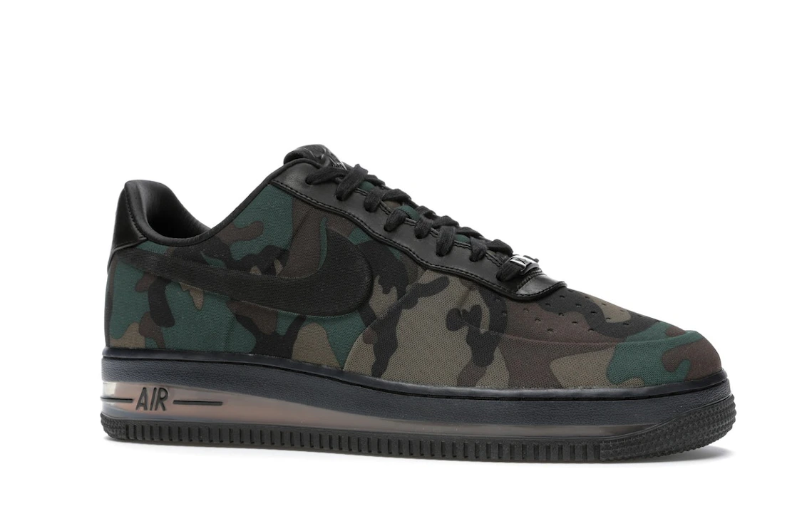 Vue 3 de Nike Air Force 1 Low Max Air VT Camo