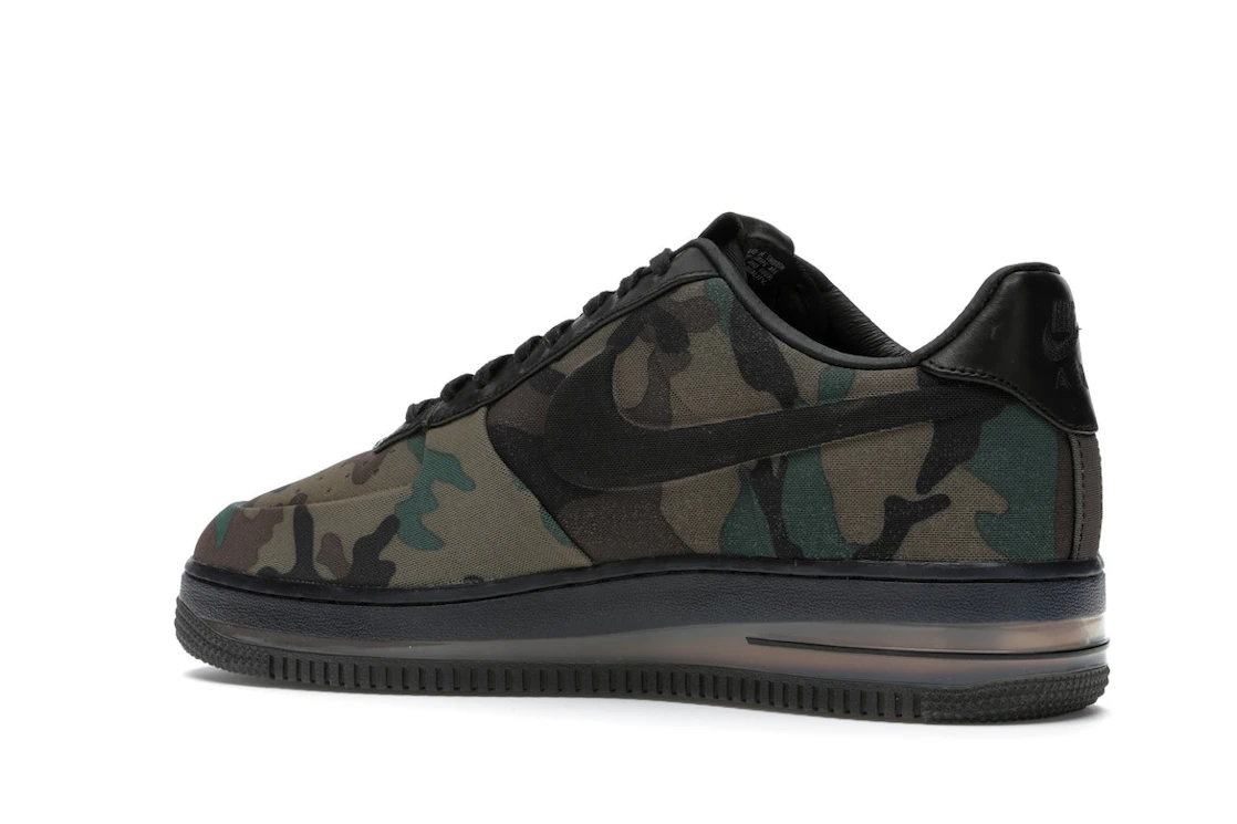 Vue 22 de Nike Air Force 1 Low Max Air VT Camo