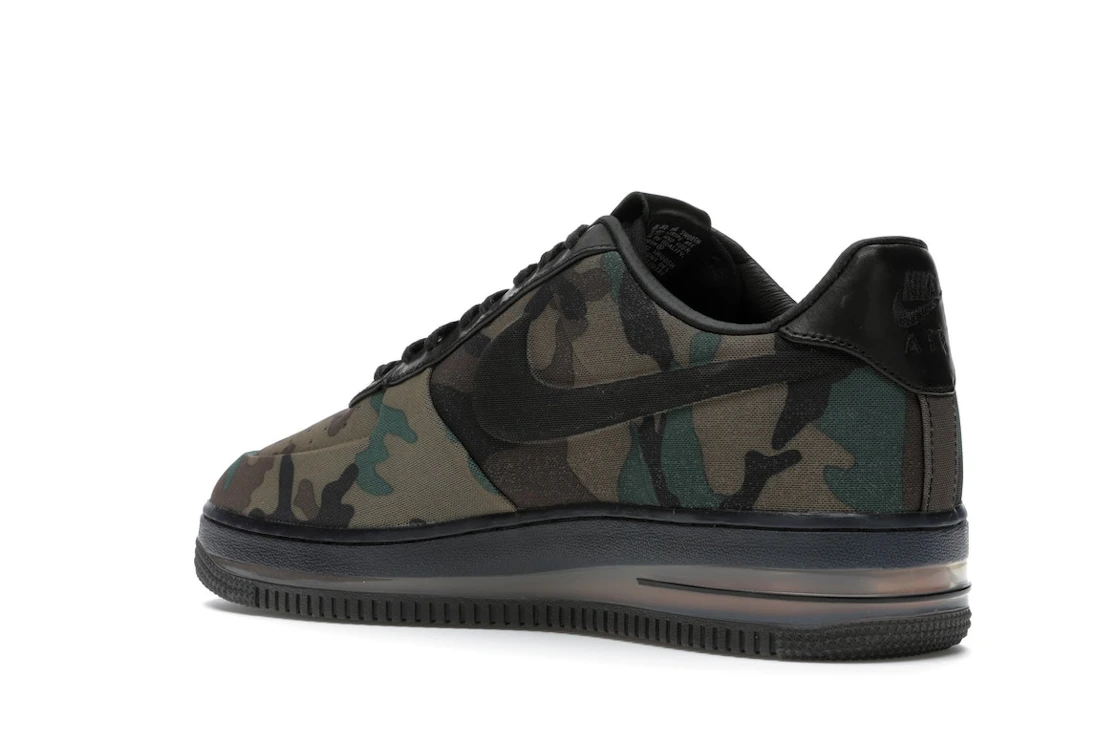 Vue 23 de Nike Air Force 1 Low Max Air VT Camo
