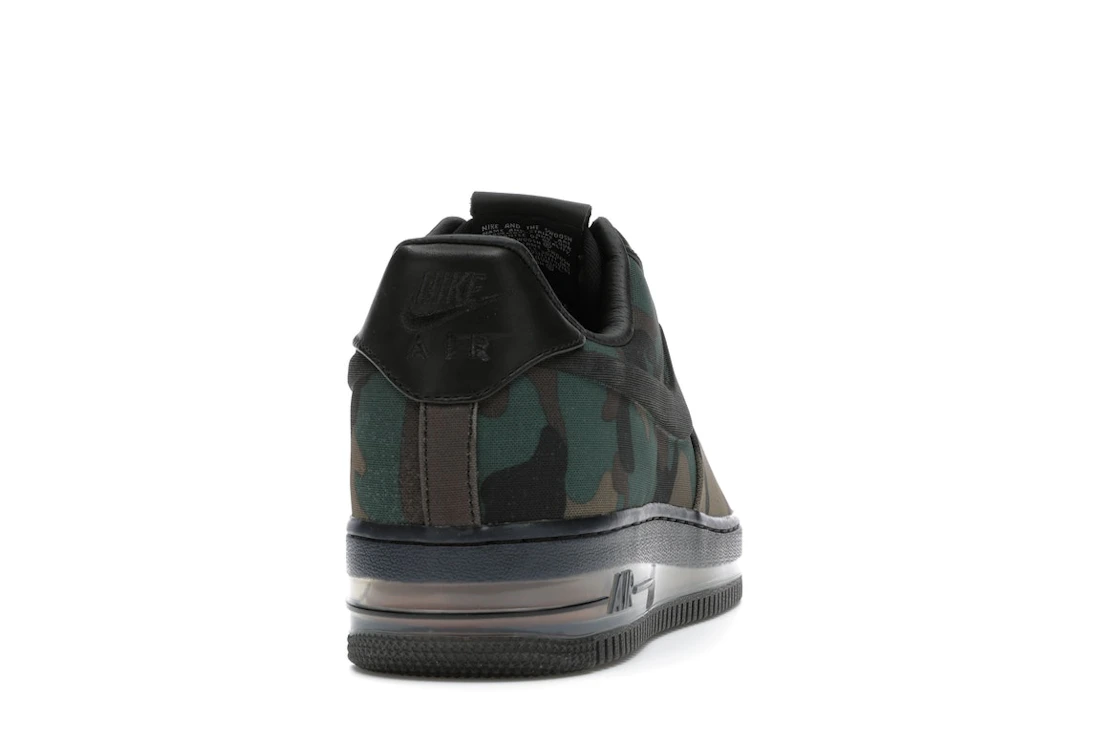 Vue 29 de Nike Air Force 1 Low Max Air VT Camo