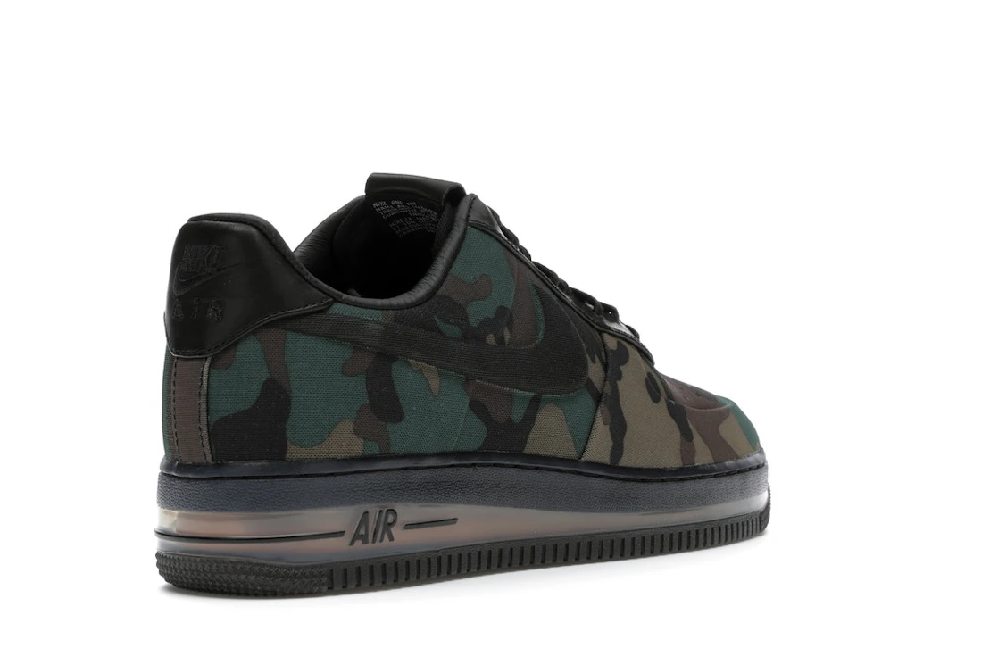 Vue 32 de Nike Air Force 1 Low Max Air VT Camo