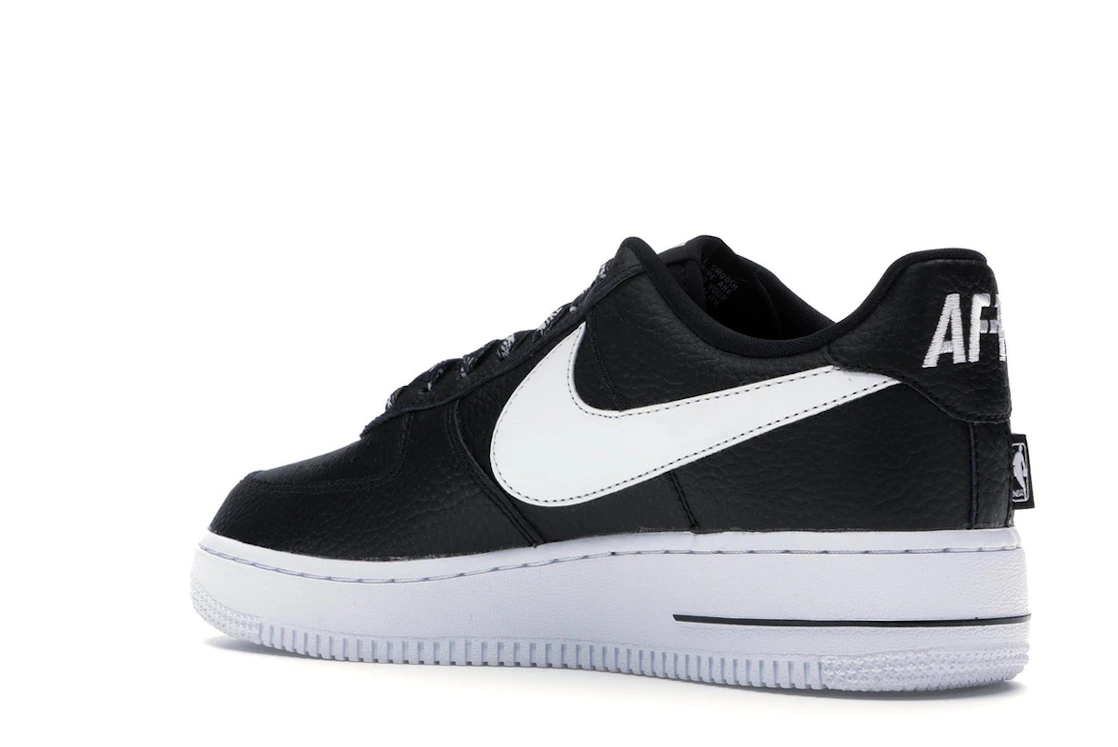 Vue 23 de Nike Air Force 1 Low NBA Black White