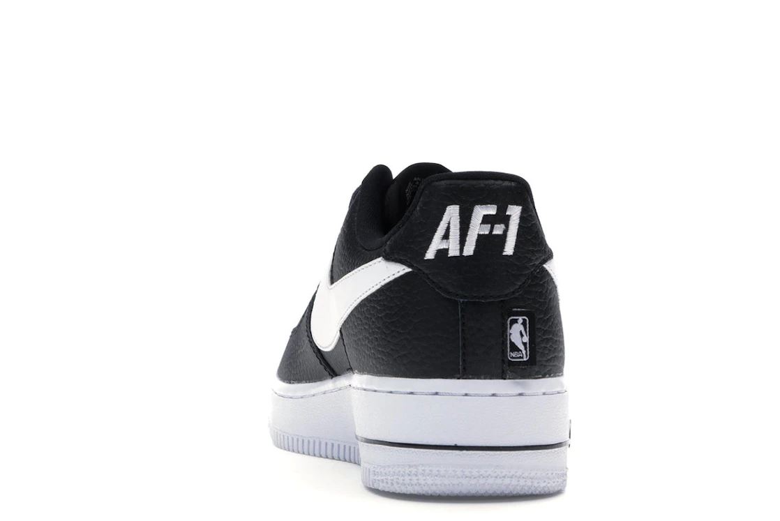 Vue 27 de Nike Air Force 1 Low NBA Black White