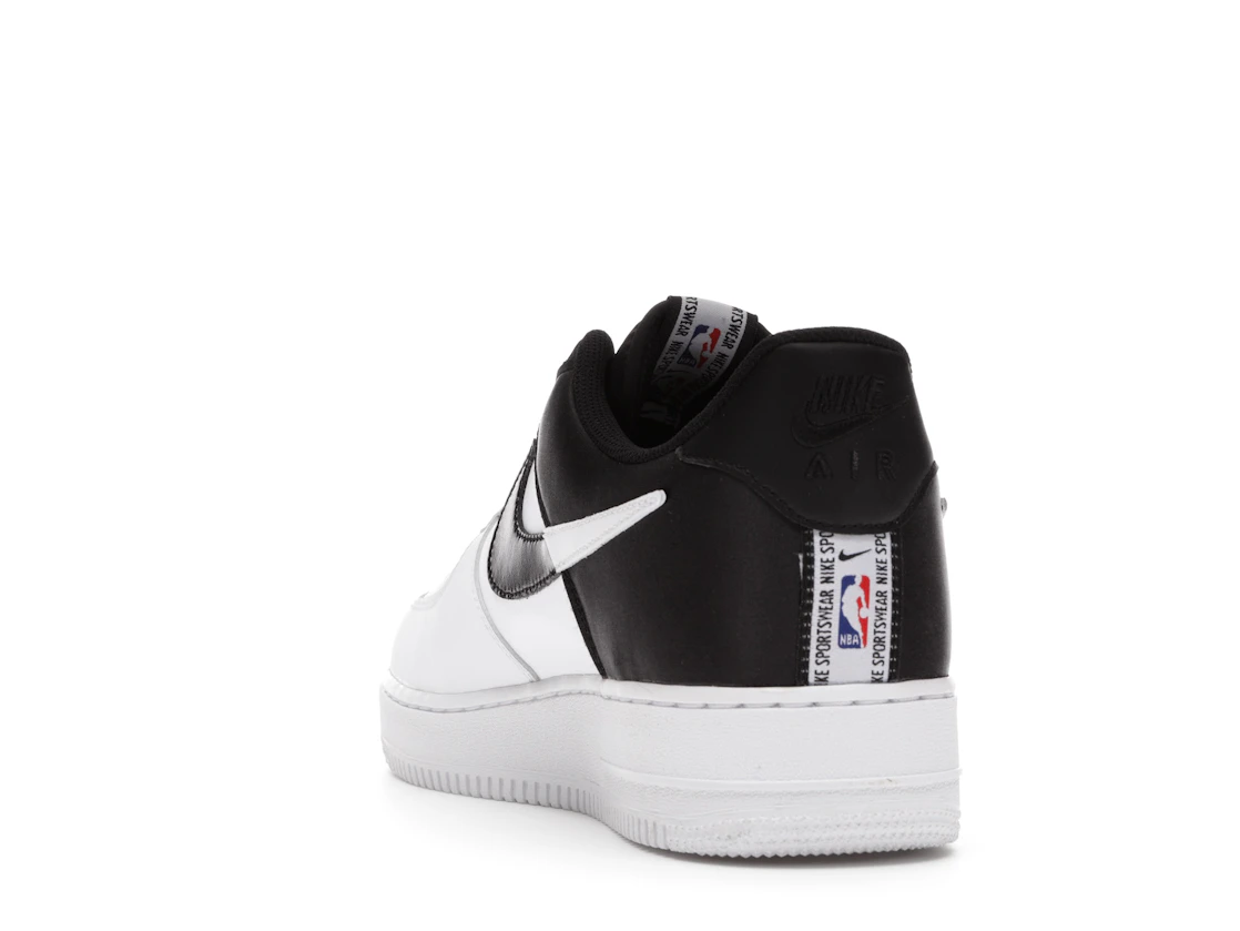 Vue 26 de Nike Air Force 1 Low Spurs