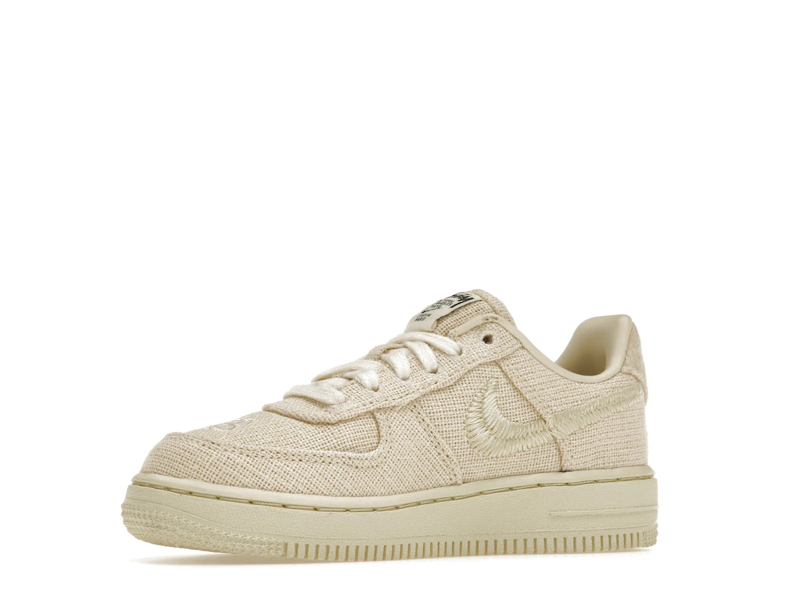 Vue 16 de Nike Air Force 1 Low Stussy Fossil (PS)