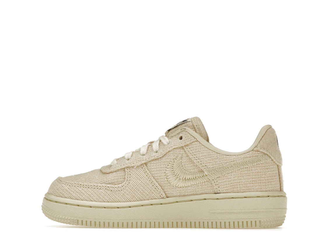 Vue 20 de Nike Air Force 1 Low Stussy Fossil (PS)