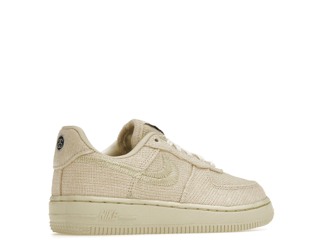 Vue 34 de Nike Air Force 1 Low Stussy Fossil (PS)