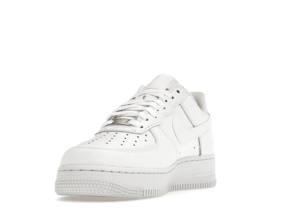 Vue 13 de Nike Air Force 1 Low Supreme White