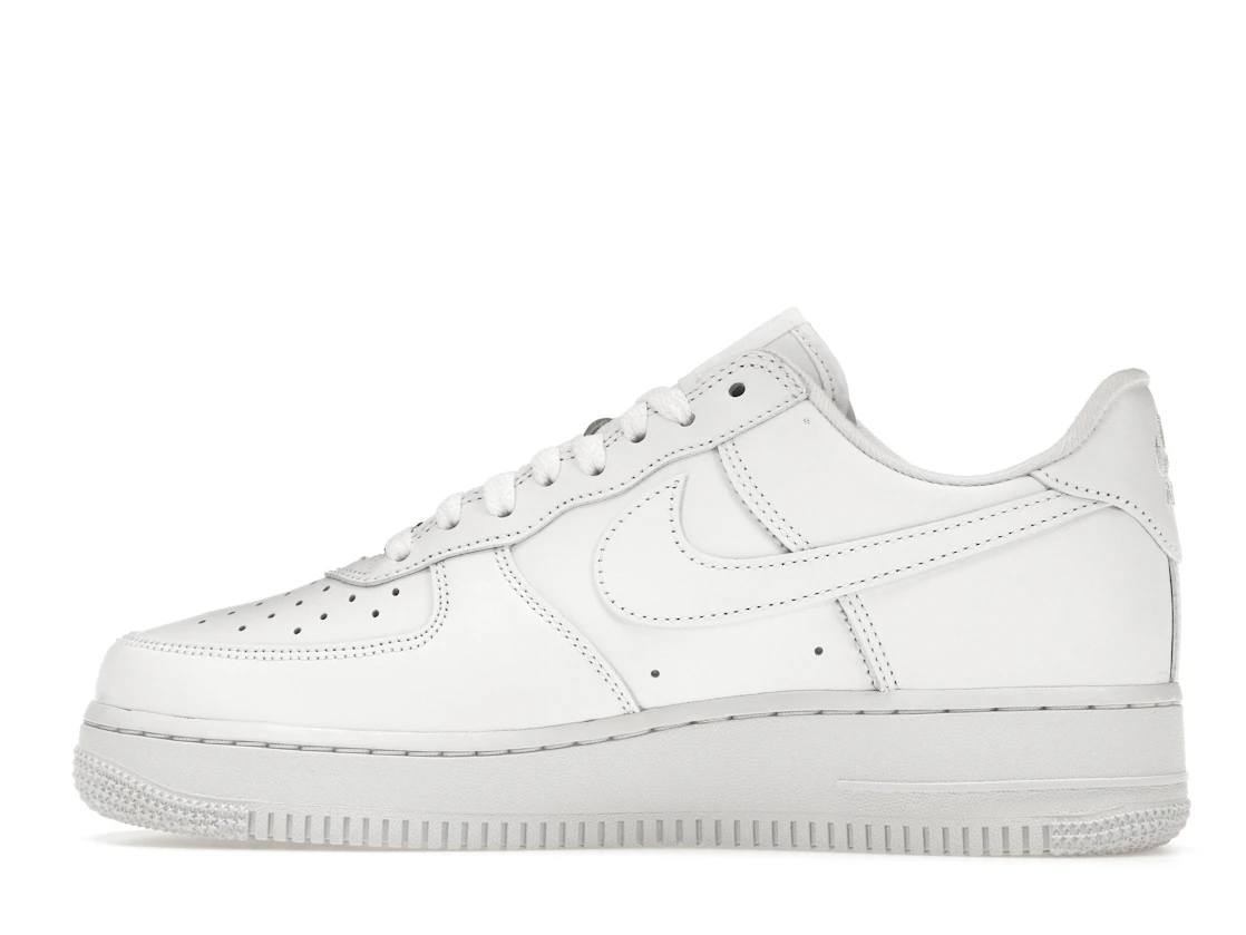Vue 20 de Nike Air Force 1 Low Supreme White
