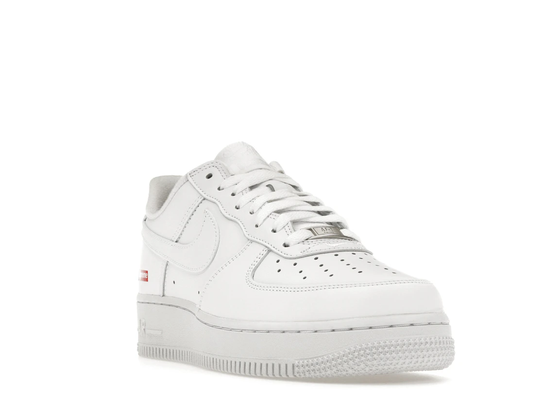 Vue 7 de Nike Air Force 1 Low Supreme White