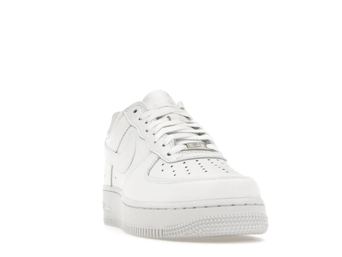 Vue 8 de Nike Air Force 1 Low Supreme White