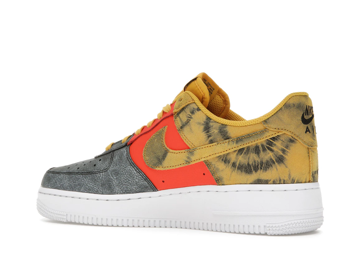 Vue 22 de Nike Air Force 1 Low Tie Dye Dark Sulphur