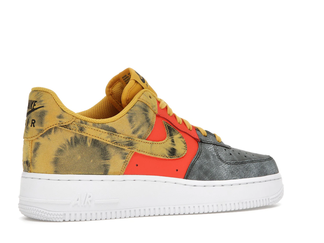 Vue 34 de Nike Air Force 1 Low Tie Dye Dark Sulphur