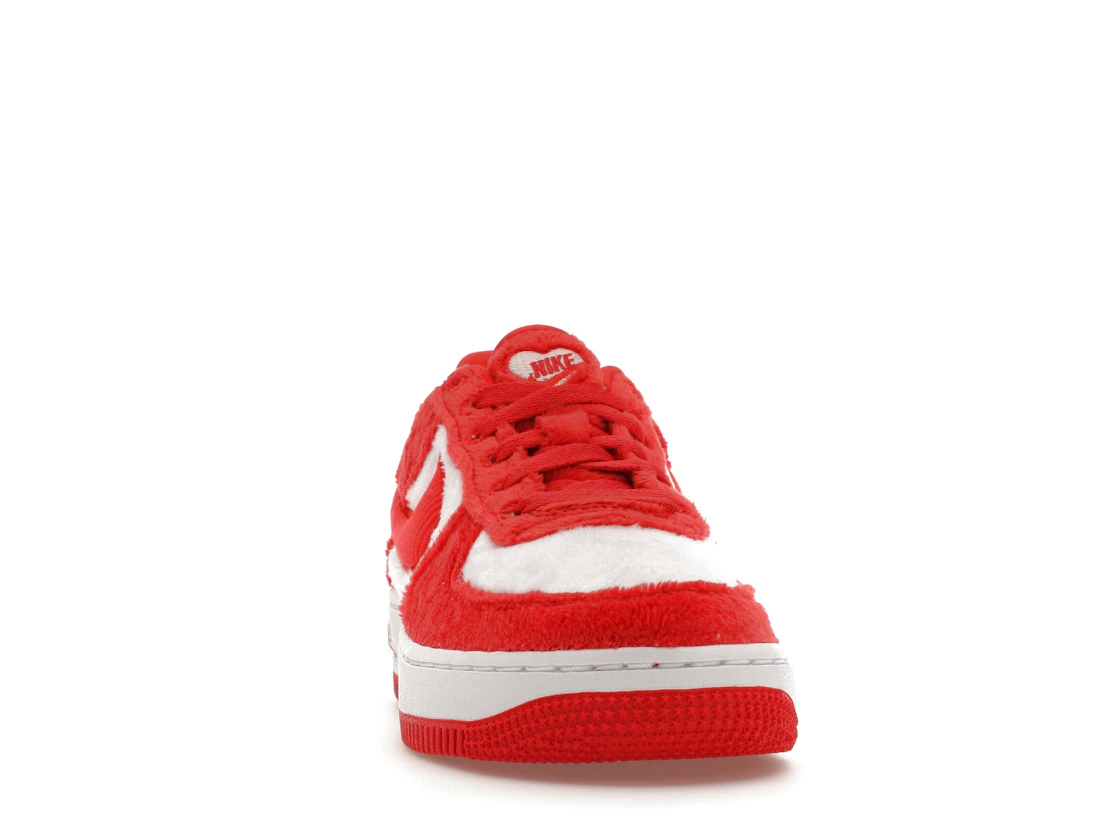 Vue 9 de Nike Air Force 1 Low Valentine's Day Fleece (2024) (GS)