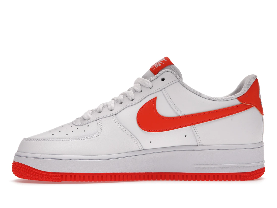 Vue 19 de Nike Air Force 1 Low White Orange (2021)