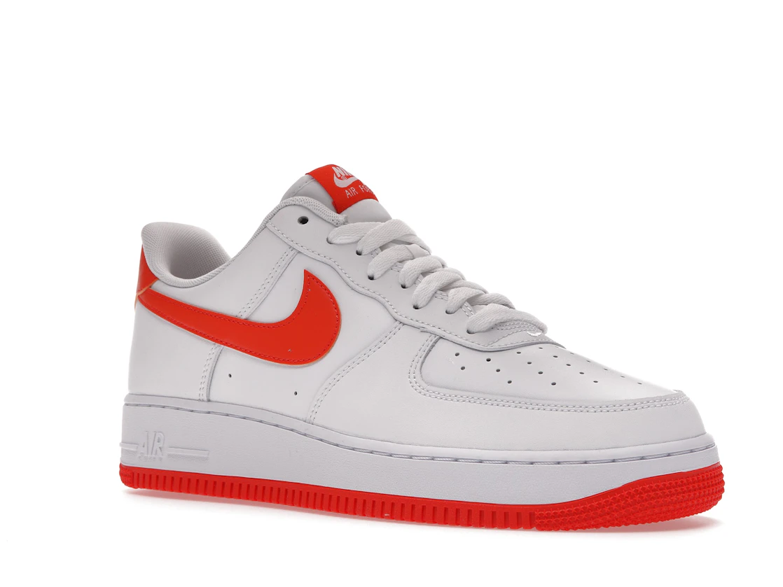 Vue 5 de Nike Air Force 1 Low White Orange (2021)