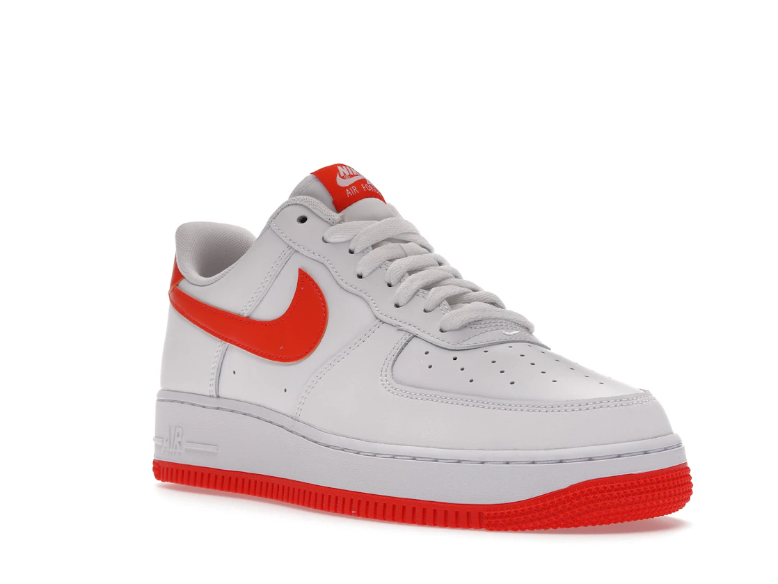 Vue 6 de Nike Air Force 1 Low White Orange (2021)