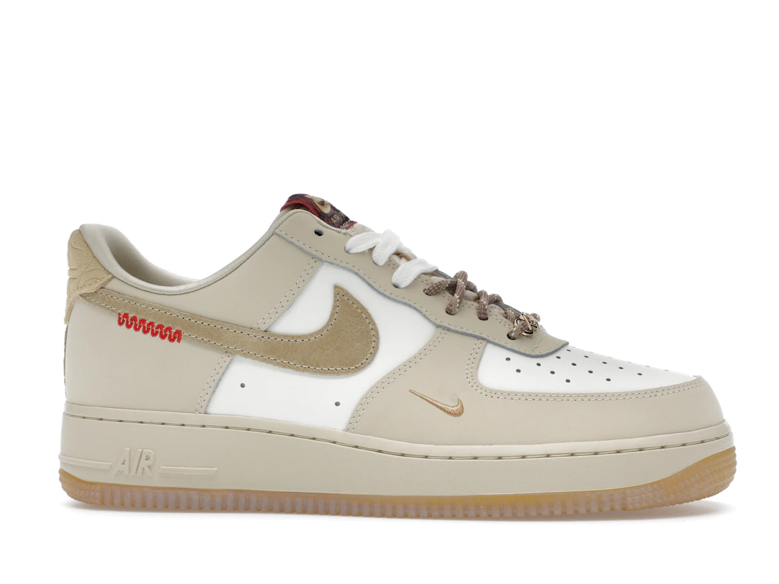 Vue 2 de Nike Air Force 1 Low Year of the Snake 
