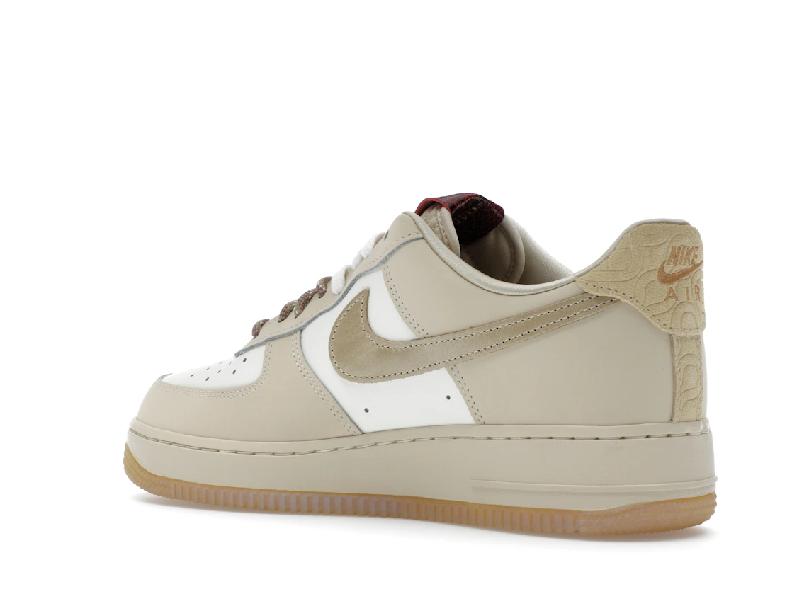 Vue 23 de Nike Air Force 1 Low Year of the Snake 