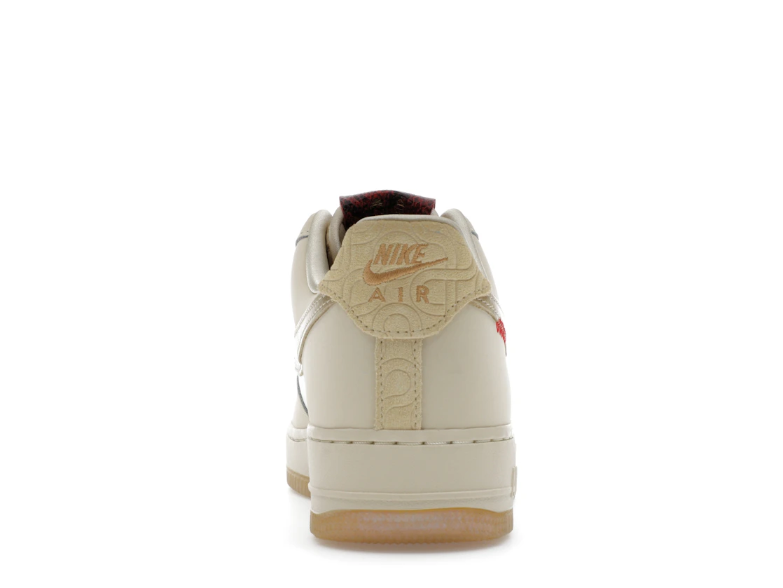 Vue 28 de Nike Air Force 1 Low Year of the Snake 