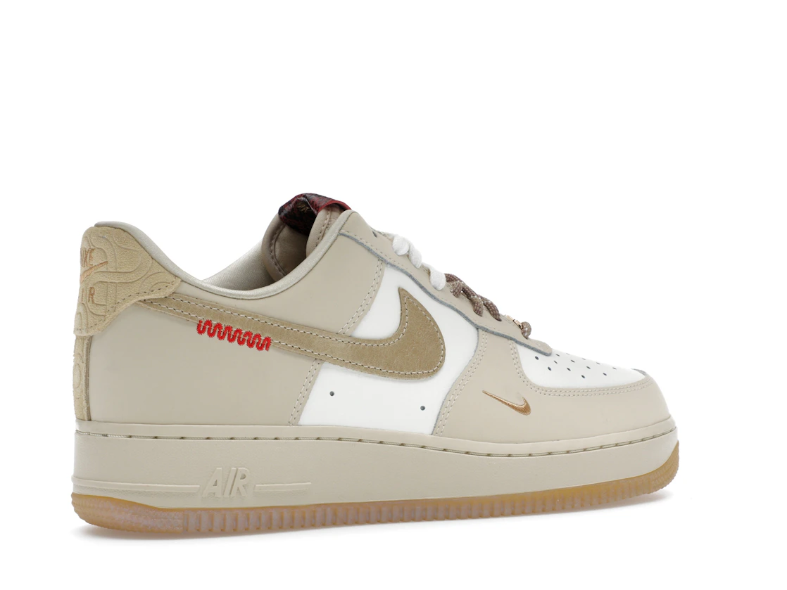 Vue 34 de Nike Air Force 1 Low Year of the Snake 