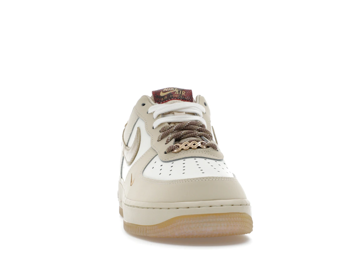 Vue 9 de Nike Air Force 1 Low Year of the Snake 