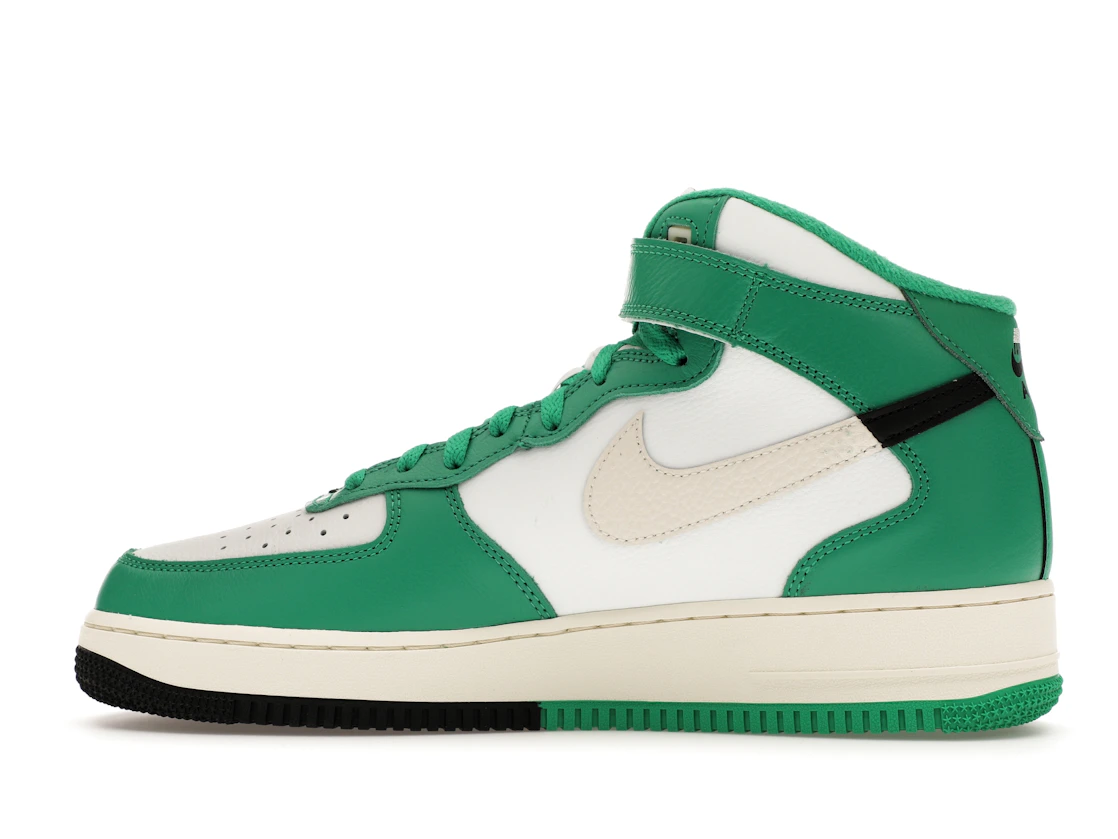 Vue 20 de Nike Air Force 1 Mid LV8 Split White Stadium Green