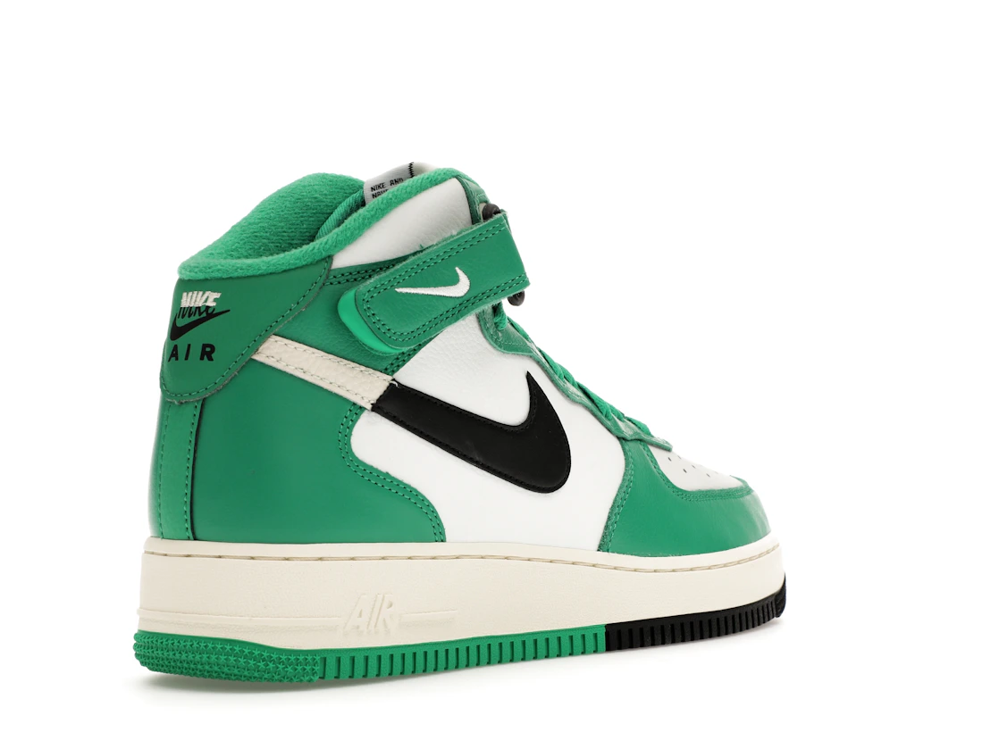 Vue 32 de Nike Air Force 1 Mid LV8 Split White Stadium Green