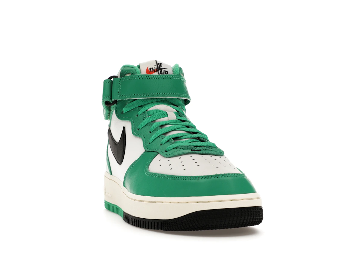 Vue 8 de Nike Air Force 1 Mid LV8 Split White Stadium Green