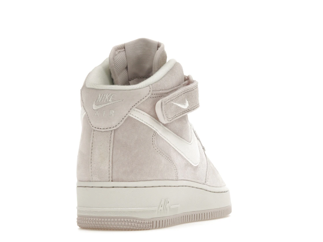 Vue 30 de Nike Air Force 1 Mid QS Venice