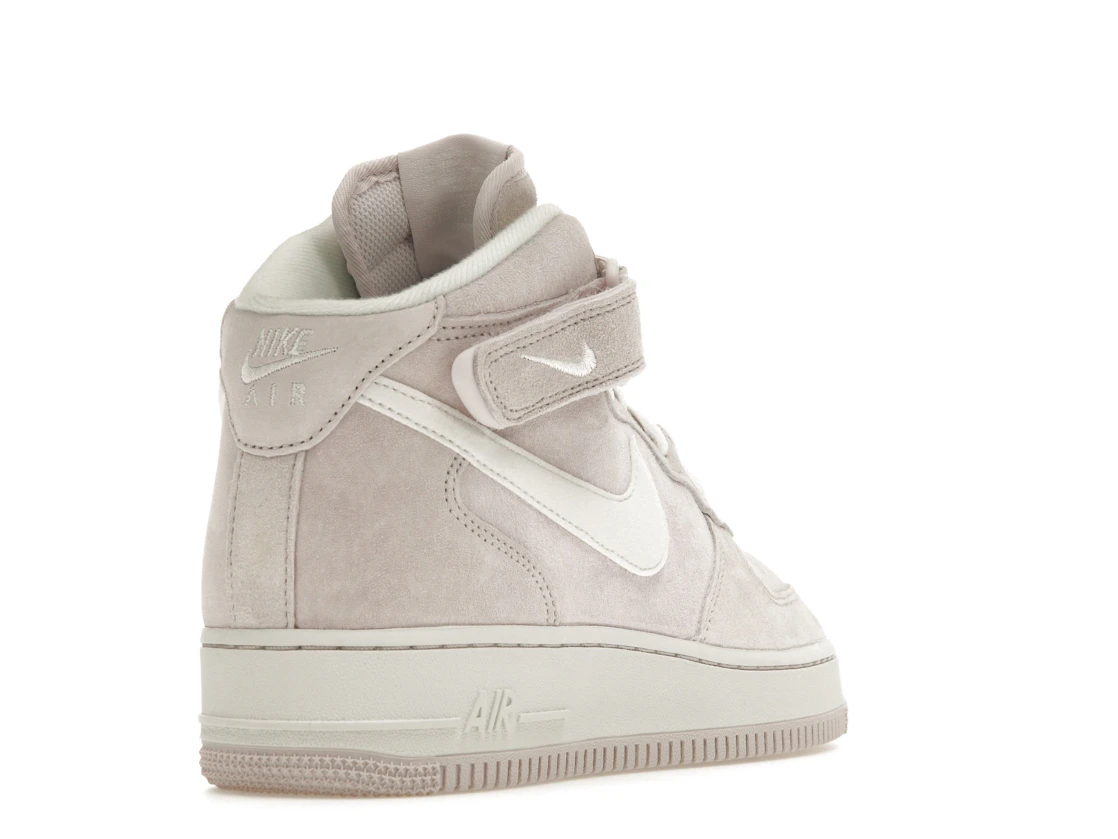 Vue 31 de Nike Air Force 1 Mid QS Venice