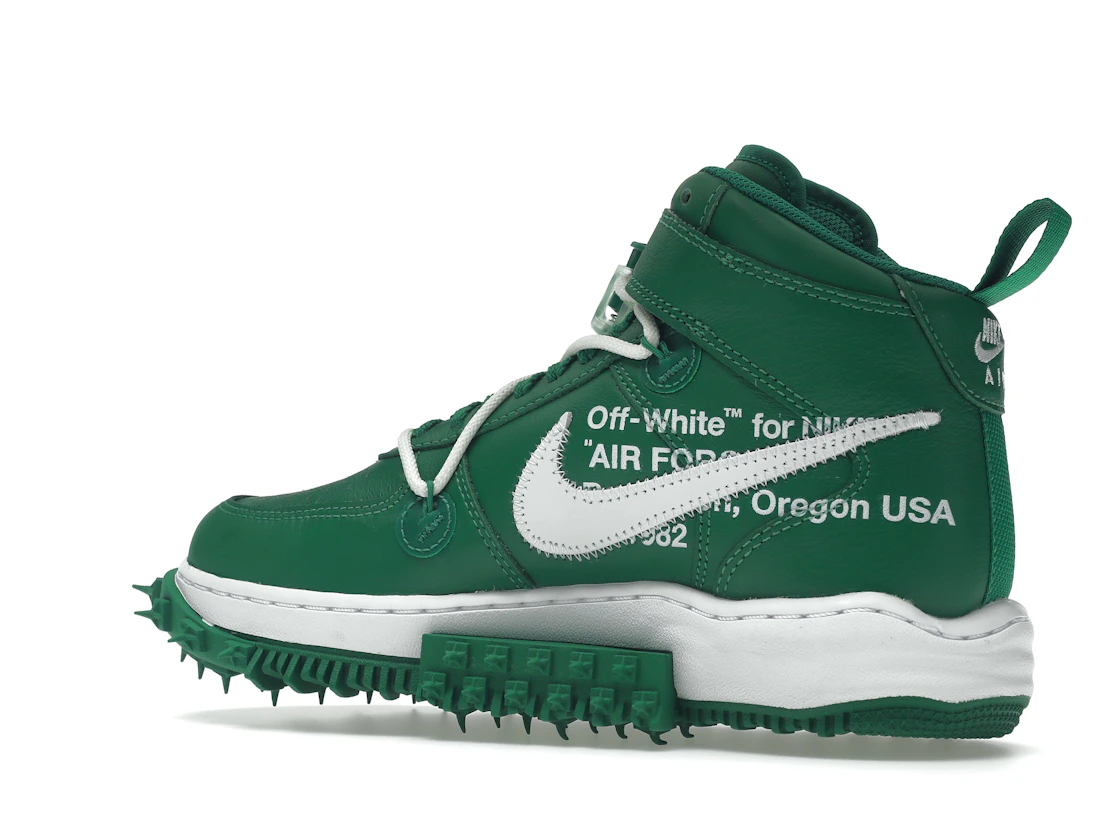 Vue 22 de Nike Air Force 1 Mid Off-White Pine Green